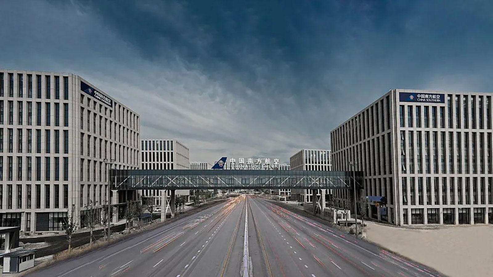 北京大兴国际机场南航飞行基地-大.jpg